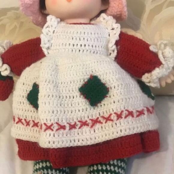 Vintage Crocheted Handmade Knitted Yarn Retro STRAWBERRY SHORTCAKE Doll - Picture 5 of 11